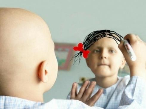 Đối phó với rụng tóc khi điều trị ung thư thế nào?