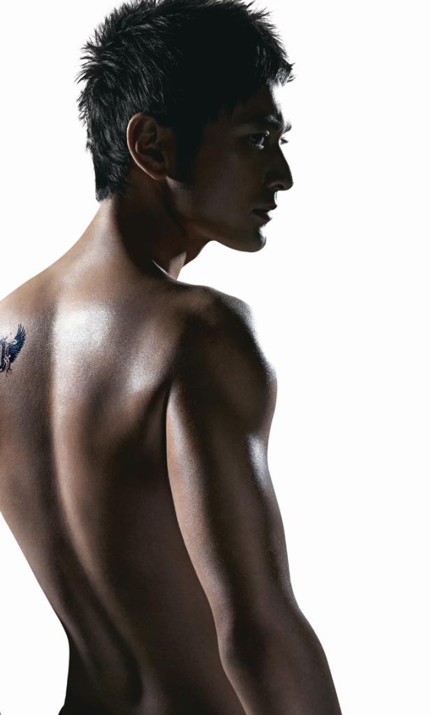 Chăm vợ đẻ - con thơ, 'soái ca 6 múi' Huỳnh Hiểu Minh tăng cân béo mập-3