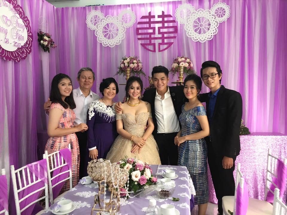 Tin sao Việt 9/8: Lê Phương gửi lời cảm ơn sau đám cưới với chồng kém tuổi-2
