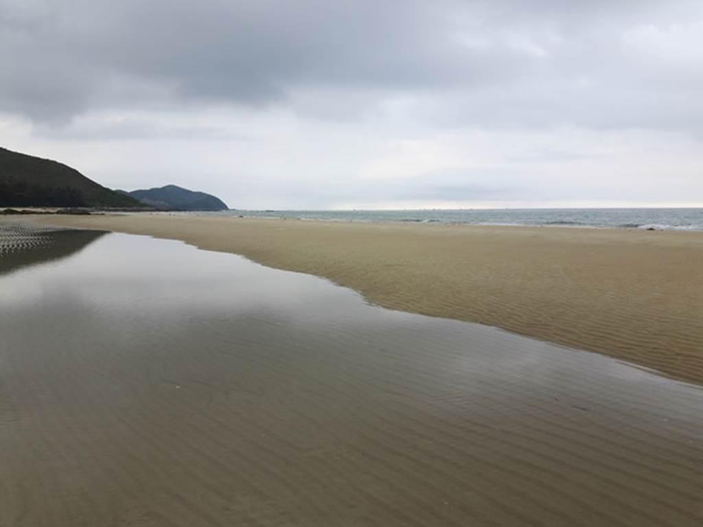 Gần Hà Nội có một 'hoang đảo Robinson' tuyệt đẹp và bình yên đến lạ-2