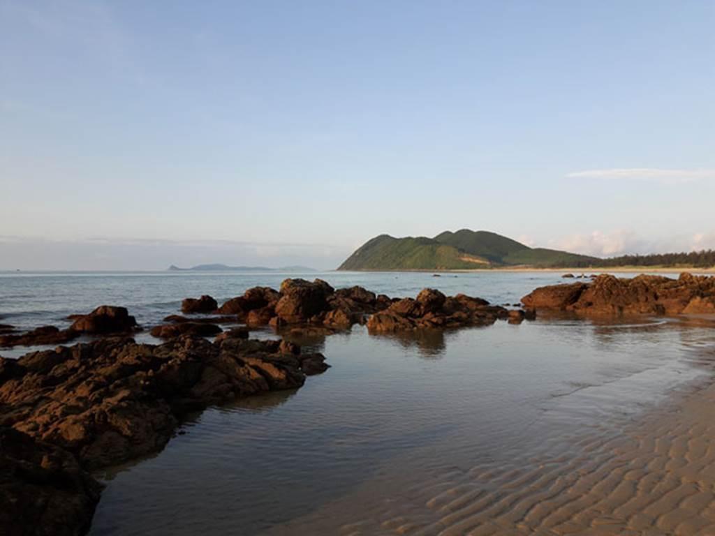 Gần Hà Nội có một 'hoang đảo Robinson' tuyệt đẹp và bình yên đến lạ-10