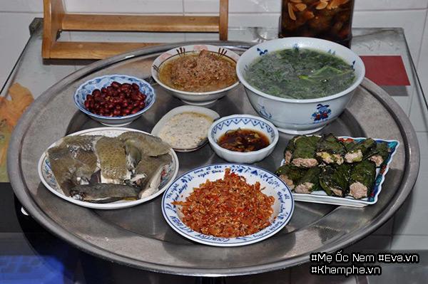 Mẹ Hà Nội định cư ở Sài Gòn khoe mâm cơm ai nhìn cũng phải chú ý bát nước chấm-1