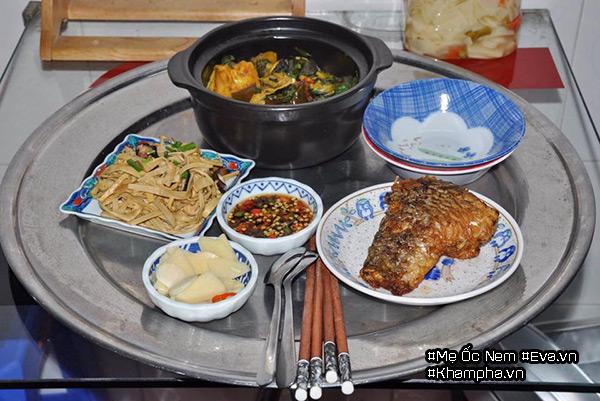 Mẹ Hà Nội định cư ở Sài Gòn khoe mâm cơm ai nhìn cũng phải chú ý bát nước chấm-6
