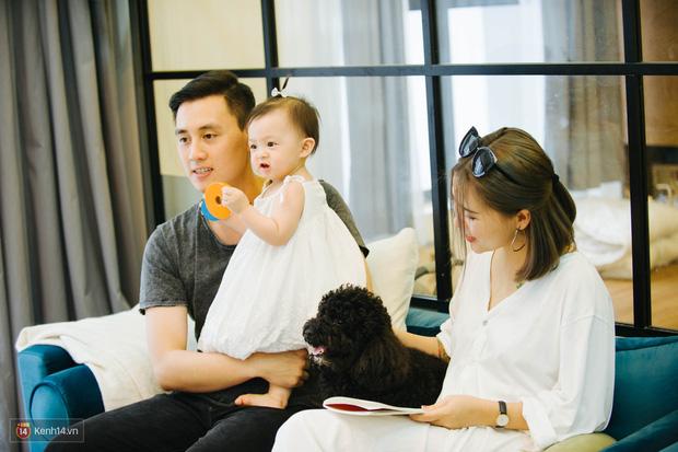 Đừng nghe người ngoài, hãy để chính những đôi vợ chồng 'cưới sớm' kể cho bạn: họ đã cùng chơi, cùng làm thế nào?-6