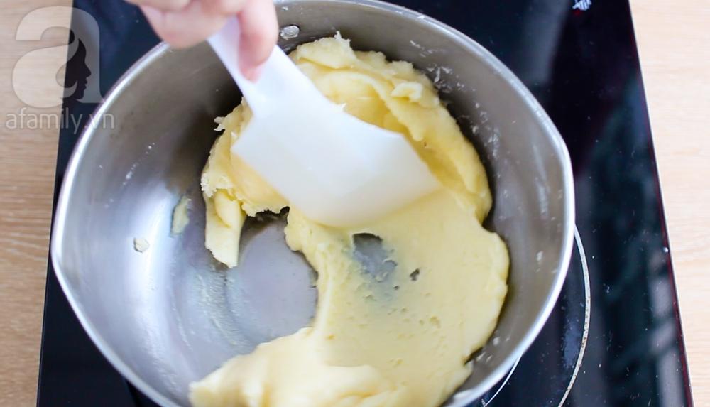 Soi ngay cách làm bánh su kem khổng lồ nhân tan chảy siêu hot-3