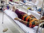 Hà Nội: Bệnh viện nghẹt cứng người khám sốt xuất huyết