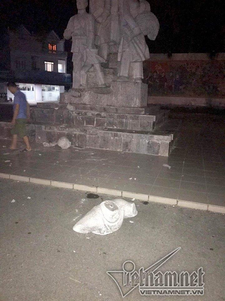 Đổ tượng đài ở Bắc Kạn, 1 bé trai bị thương-2