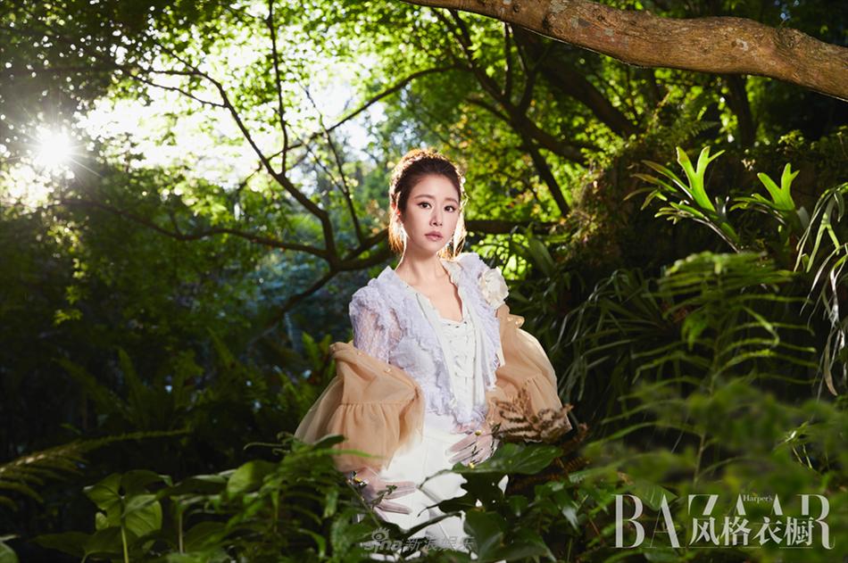 Lâm Tâm Như khoe dáng mảnh mai, phủ nhận tin đồn mang thai-7