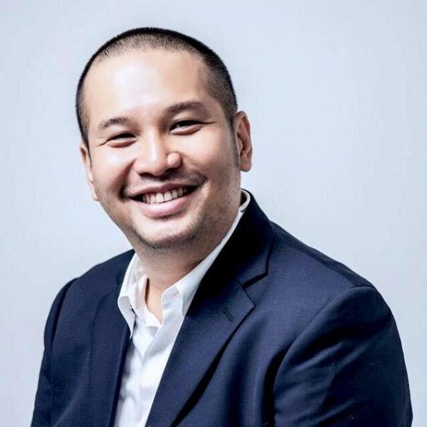 Đạo diễn Quang Huy của 'Chàng trai năm ấy' sẽ cầm trịch 'Người phán xử' bản điện ảnh?-2