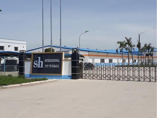 Nhiều công nhân có dấu hiệu ngộ độc thực phẩm sau bữa ăn chuyển ca