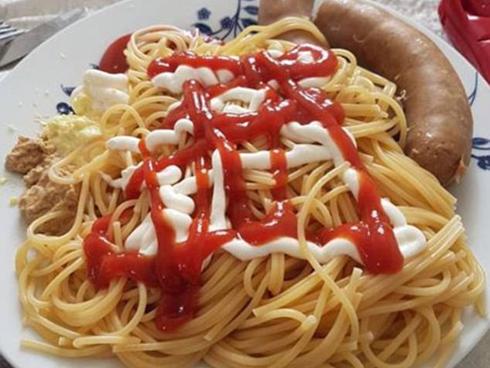 Đầu bếp cũng có lúc sai lầm và tạo ra những sản phẩm nấu ăn kinh khủng thế này đây