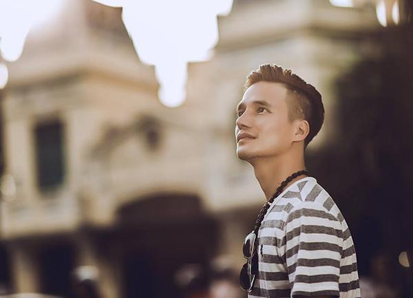 Lệ Rơi gây bất ngờ với khuôn mặt 'nửa Việt nửa Tây' trong bộ ảnh mới-7