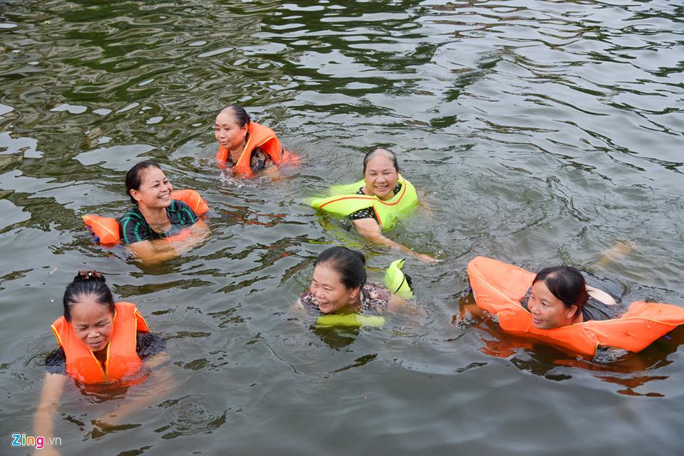'Công viên nước' miễn phí độc đáo nhất ngoại thành Hà Nội-9