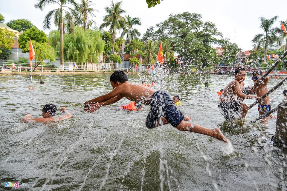'Công viên nước' miễn phí độc đáo nhất ngoại thành Hà Nội-11