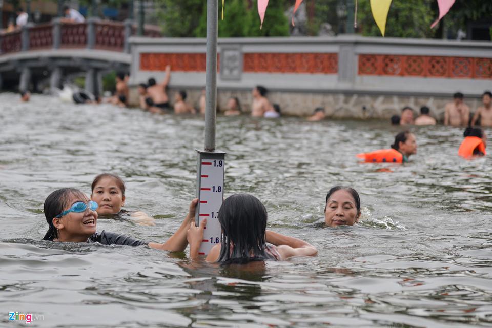 'Công viên nước' miễn phí độc đáo nhất ngoại thành Hà Nội-12
