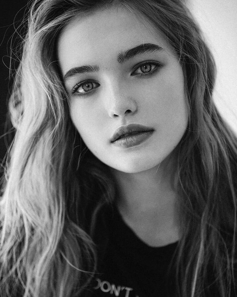 Vẻ ngoài xinh như búp bê của siêu mẫu 13 tuổi hot nhất nước Nga-6