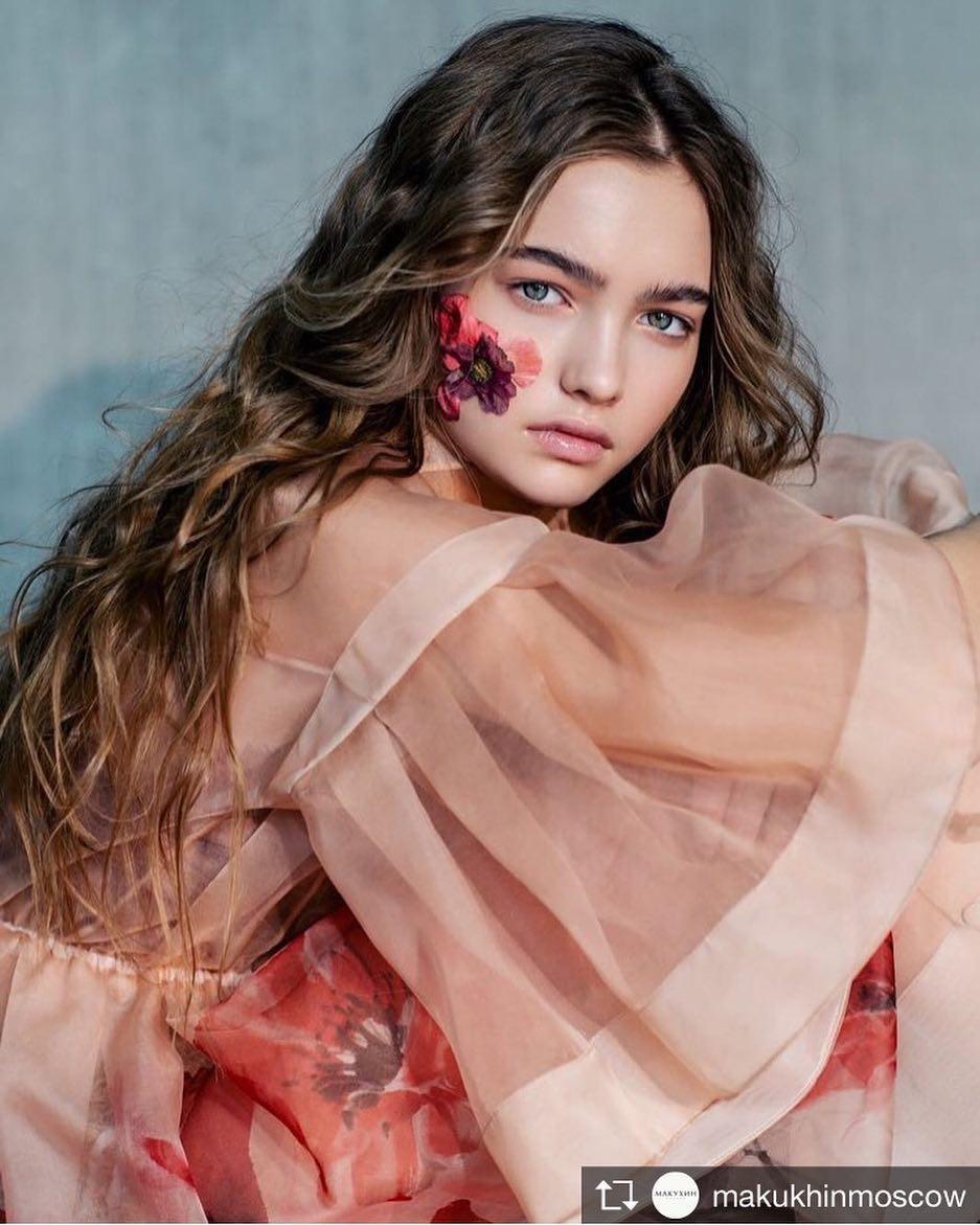 Vẻ ngoài xinh như búp bê của siêu mẫu 13 tuổi hot nhất nước Nga-9