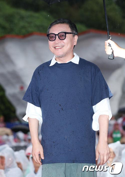 Sự kiện thảm đỏ ngược đời: Mỹ nhân hạng B 'hở' và vượt mặt luôn loạt mỹ nhân hạng A-11