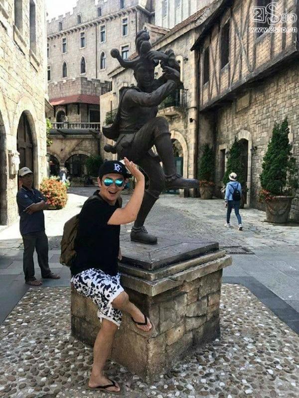 Fan Việt vui sướng được chụp ảnh cùng Trần Hạo Dân tại Đà Nẵng-8