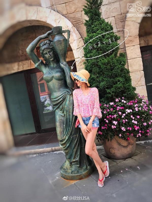 Fan Việt vui sướng được chụp ảnh cùng Trần Hạo Dân tại Đà Nẵng-14