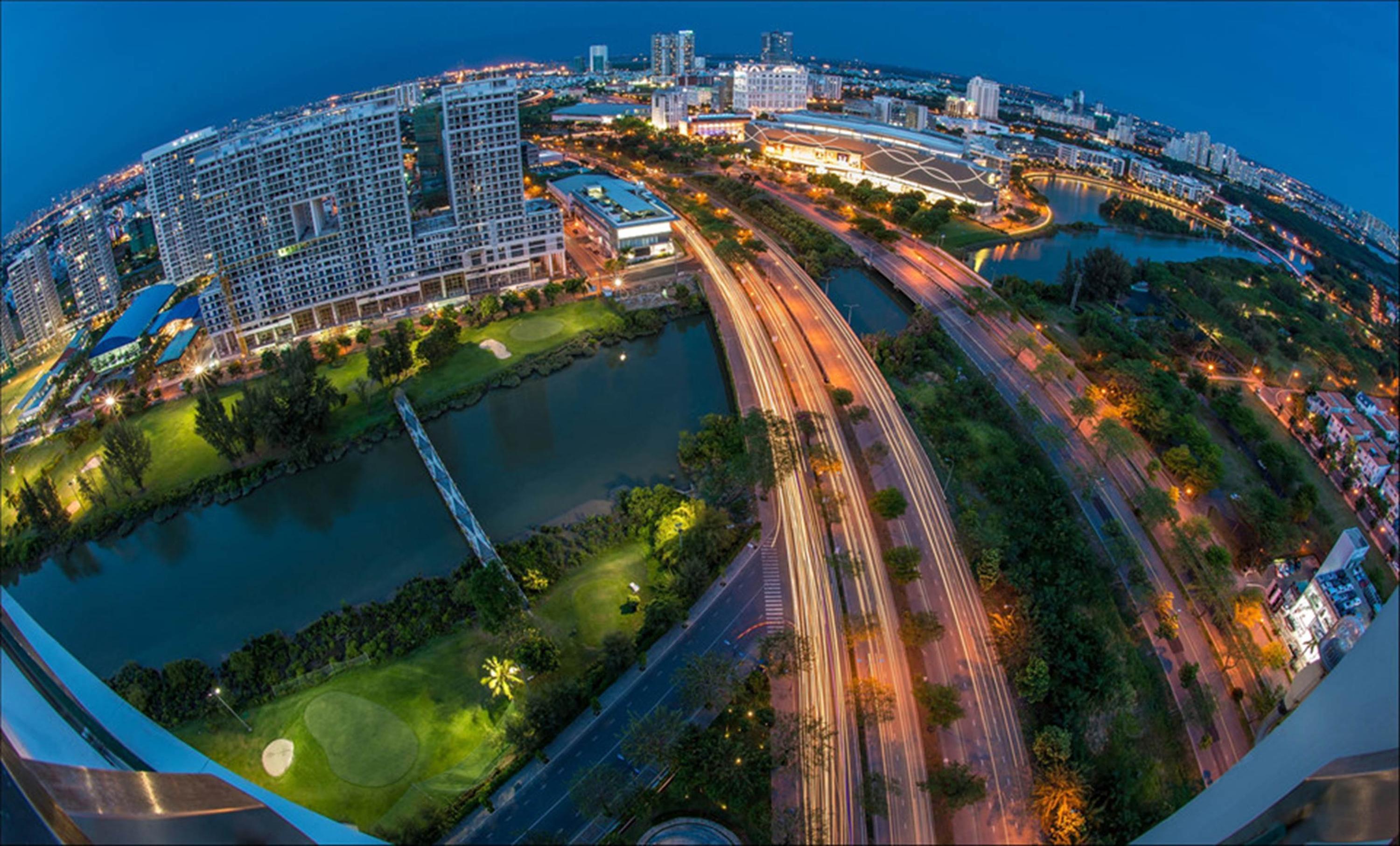 Sài Gòn hoa lệ lung linh ánh đèn trong 'Dấu ấn Việt Nam'-12