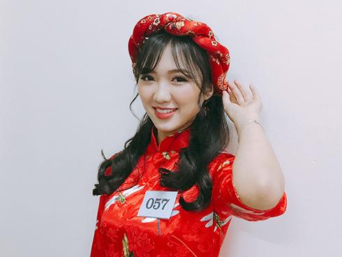 Nữ sinh 19 tuổi chuẩn 'con nhà người ta': vừa đẹp, vừa giỏi, vừa duyên