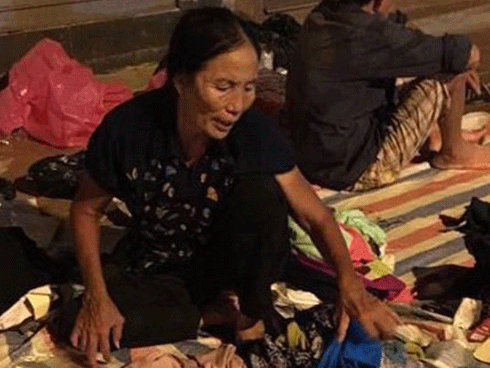 Vụ bà già trộm đồ trong shop quần áo: Bị tâm thần phân liệt nên được bàn giao về cho gia đình chữa bệnh