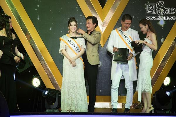 Lý Nhã Kỳ diện lại váy 2 tỷ đồng đến chúc mừng Nguyên Vũ-8