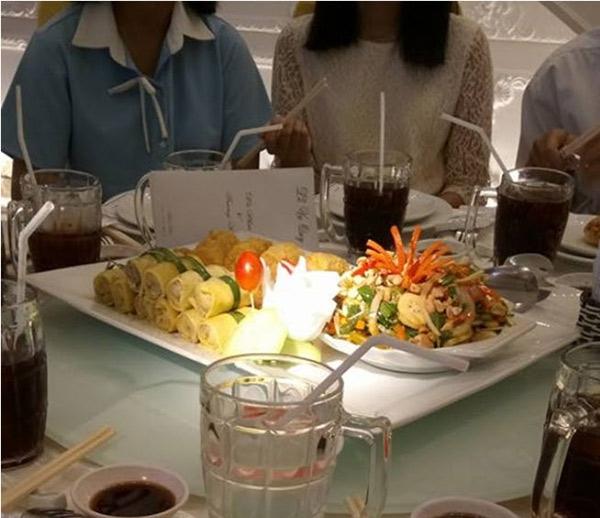 Thực đơn đám cưới 5 sao Việt đình đám: Người đãi sơn hào hải vị, người làm cỗ quê bình dân-2