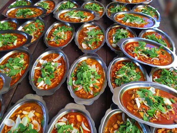 Thực đơn đám cưới 5 sao Việt đình đám: Người đãi sơn hào hải vị, người làm cỗ quê bình dân-8