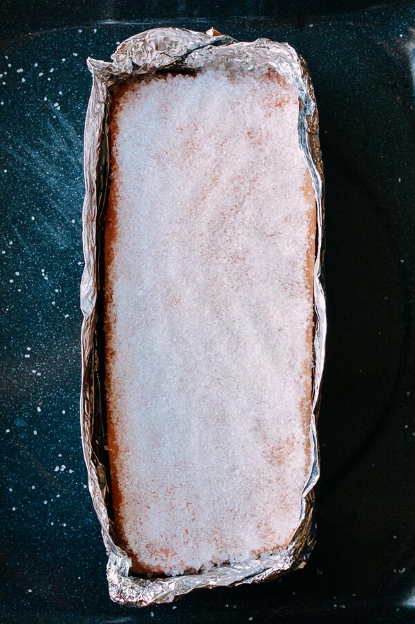 Đã phát hiện ra mẹo nướng thịt lợn bì giòn thơm như ngoài hàng đây rồi-4