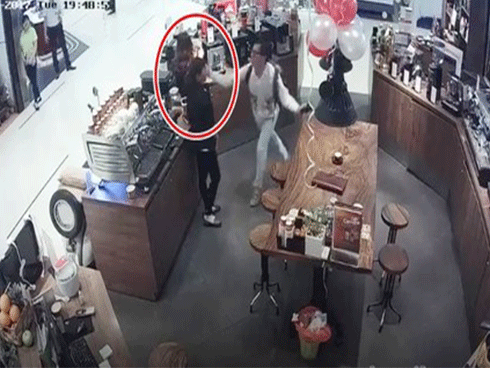 Vụ chủ tiệm cà phê danh tiếng  tát nữ nhân viên đang mang thai: Ông Khánh đã xin lỗi