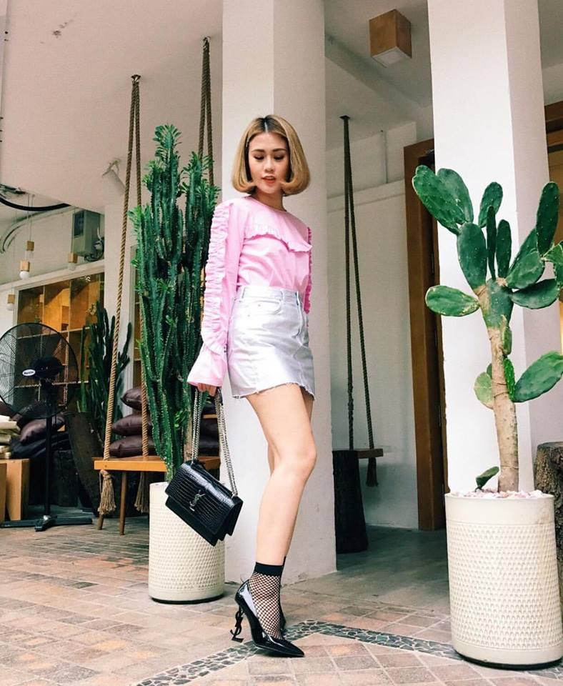 Tú Hảo - Ngọc Thảo mix đồ sắc đỏ đẹp nhất street style giới trẻ tuần này-9