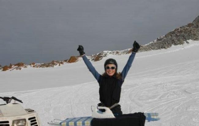 Có những người 'vui chơi nhưng không quên nhiệm vụ'-7