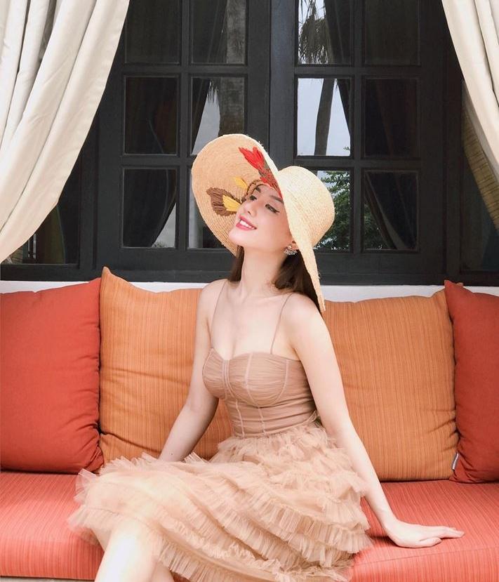 Khánh Linh The Face: 'Tôi từng là chủ trại chó trước khi nổi tiếng'-2