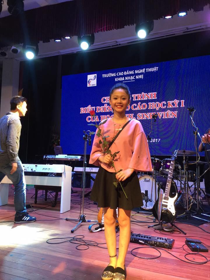 Xinh đẹp, hát hay nữ sinh 15 tuổi có hơn 70 nghìn người theo dõi trên Facebook-5