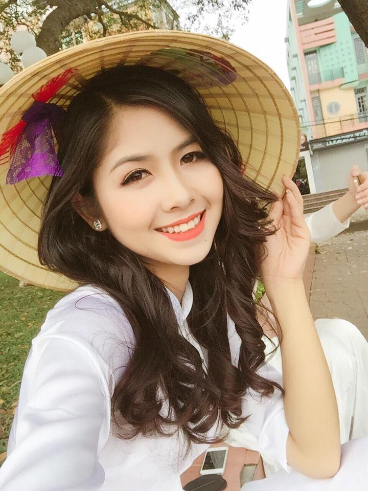 'Hot girl chân khoèo, mắt lác' nổi đình đám một thời giờ ra sao?-7