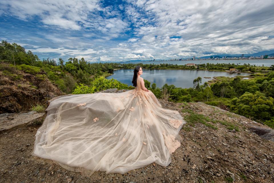 Ngắm bộ ảnh cưới của cô dâu xinh đẹp khiến nhiều người ngỡ ngàng-5