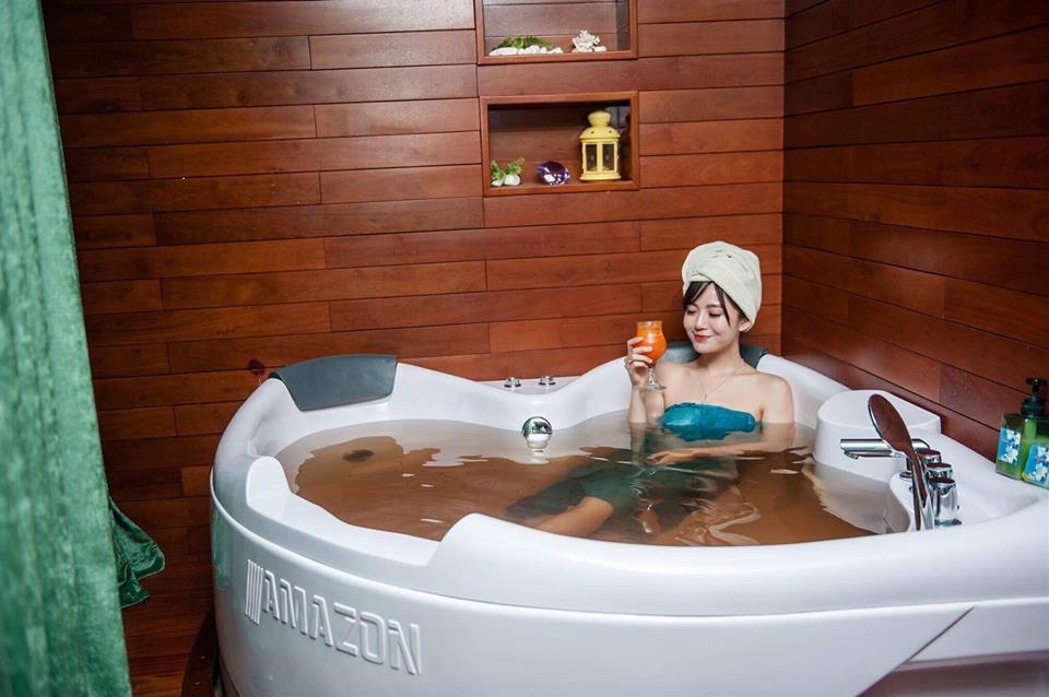 Hot girl - hot boy Việt 13/8: Salim - Quỳnh Anh Shyn lộ ảnh 'giường chiếu' 1 năm trước-3