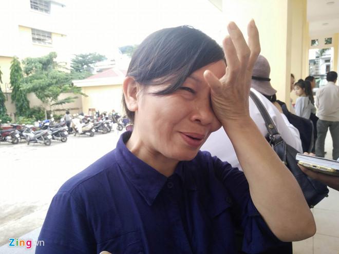 Nữ sinh bị tạt axít ở Sài Gòn: Ai trả cho em nửa đời lỡ hẹn?-3