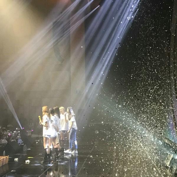 8 tháng sau sân khấu ở Việt Nam, fan EXID vỡ oà khi 5 thành viên lần đầu hội ngộ-7