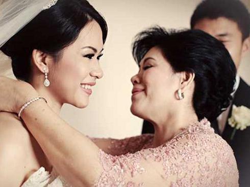 Ngày tôi cưới, mẹ chồng cũ đã khiến tất cả quan khách kinh ngạc