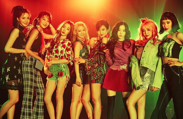 Cuộc 'hội ngộ thế kỉ' sắp diễn ra chăng khi có tin đồn SNSD, Black Pink, Wanna One, KARD, Lee Hyori đến Việt Nam?-2