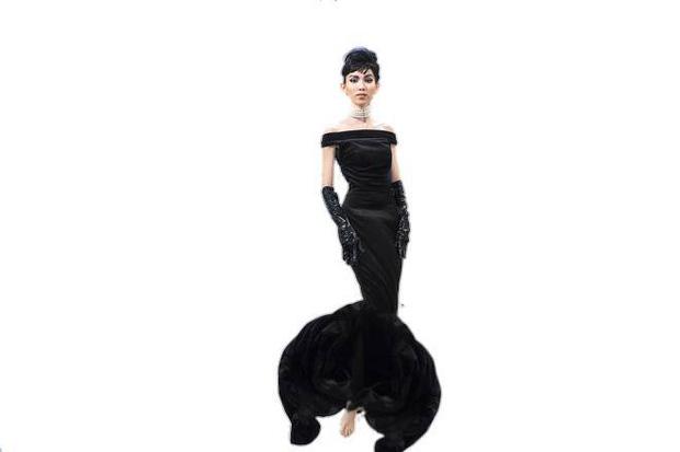 Hình ảnh Thùy Dương Next Top hoá thân thành Audrey Hepburn được chế thành loạt ảnh siêu buồn cười-2