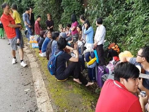 Clip: Lời kể tài xế xe giường nằm dìu xe khách mất phanh trên đèo-2