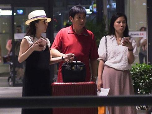 Thiên vương Quách Phú Thành lên chức cha ở tuổi 51-4