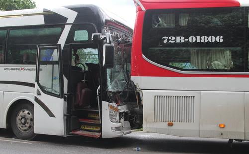 Clip: Lời kể tài xế xe giường nằm dìu xe khách mất phanh trên đèo-1