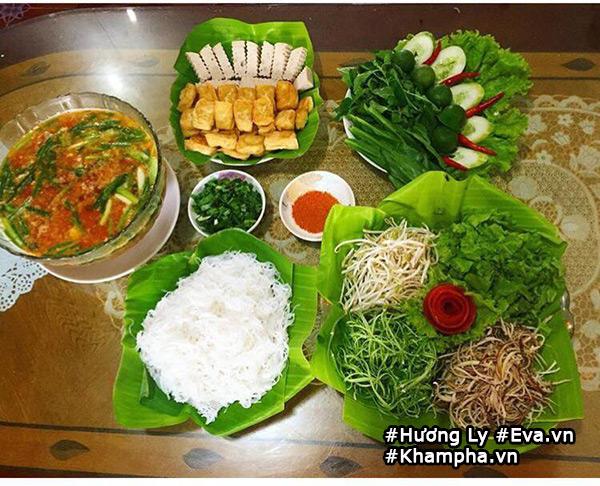 Cô gái 20 tuổi tự đi chợ nấu cơm cho bố mẹ, ai cũng khen 'đủ chuẩn lấy chồng'-4