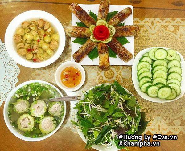 Cô gái 20 tuổi tự đi chợ nấu cơm cho bố mẹ, ai cũng khen 'đủ chuẩn lấy chồng'-13