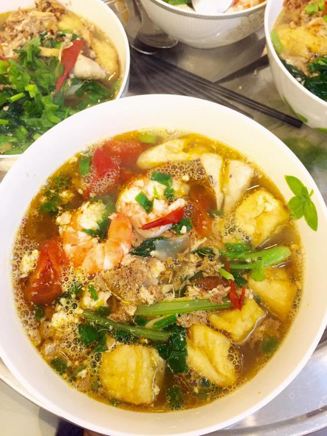 Bị chồng bắt đổ nồi bánh đa cua vừa nấu, cô vợ ấm ức tìm 'đồng minh', ai ngờ gặp kết cục buồn-5